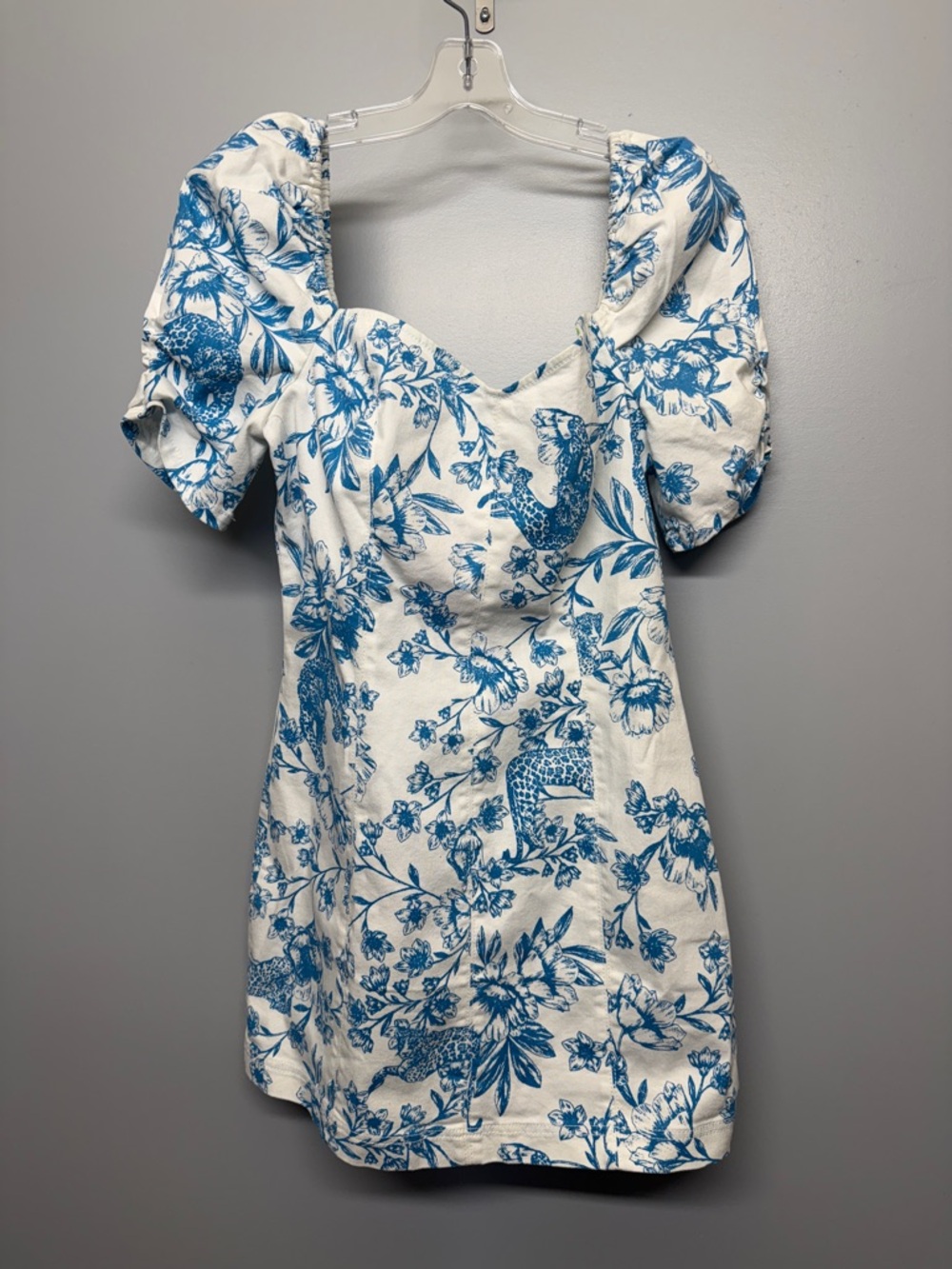 NWT Betsey Johnson Athina Puff Sleeve Floral Dress